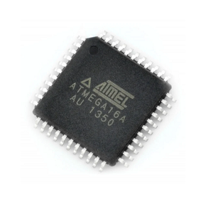 На фото: Микроконтроллер ATmega16A-AU