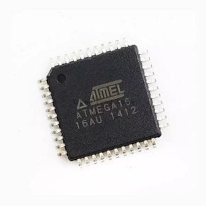 На фото: Микроконтроллер ATmega16